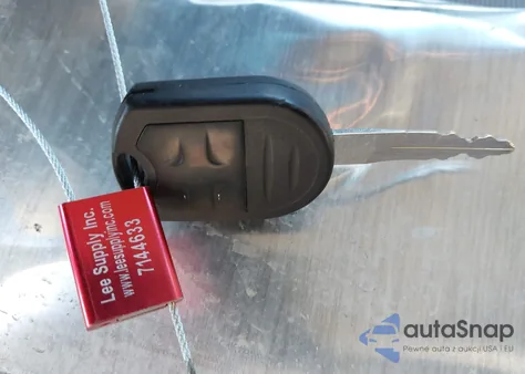 2011 Ford Fusion S z USA, uszkodzony, nr VIN 3FAHP0GA4BR226807